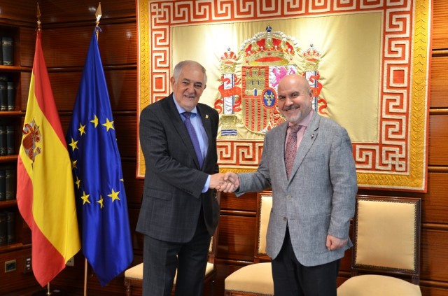 El Presidente del TC recibe la visita del Presidente del Comité Español de Representantes de Personas con Discapacidad